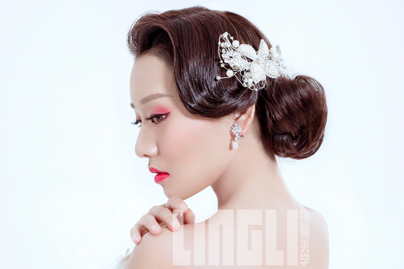 岳阳化妆学校排名