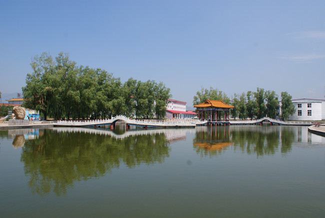 北京新瑞和善文化有限公司，预就业.教育扶贫资助计划校园美景