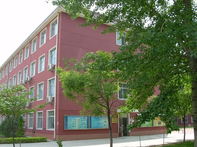 北京新瑞和善文化有限公司，预就业.教育扶贫资助计划校园美景