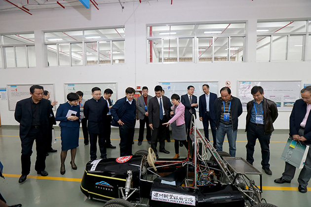 智能制造双元职教集团在我校揭牌成立