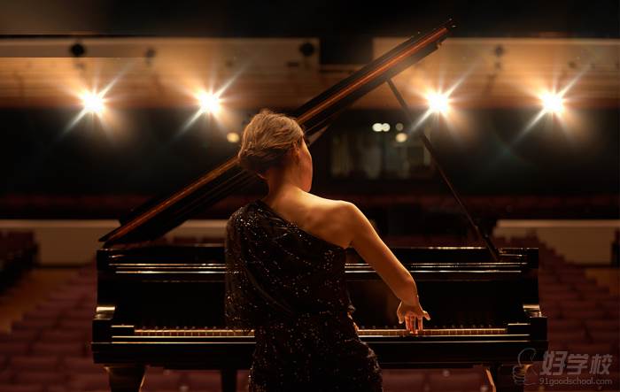 钢琴 钢琴