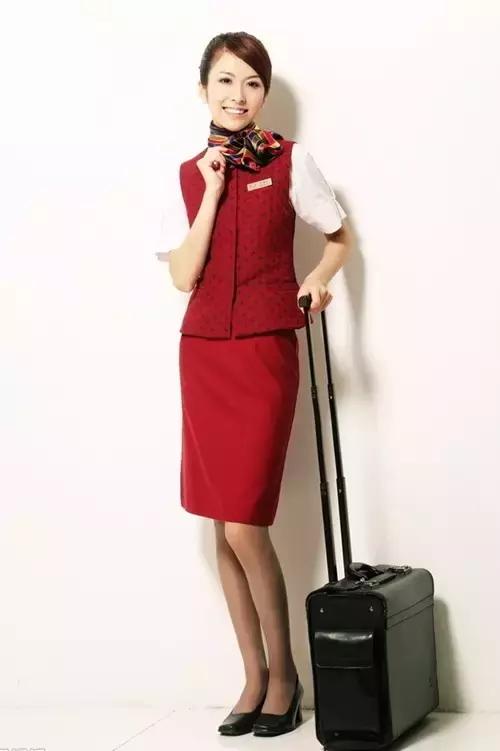 全球最美空姐中国4家上榜，国航东航南航海航，挤身国际大牌航空