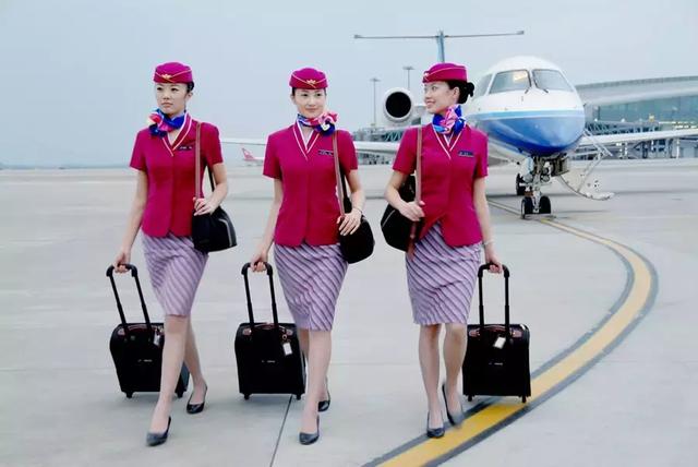 全球最美空姐中国4家上榜，国航东航南航海航，挤身国际大牌航空