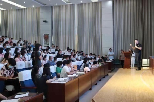 济南工业技工学校重点本科智慧特训项目