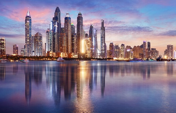 阿拉伯联合酋长国工资收很高 阿拉伯联合酋长国工资收很高