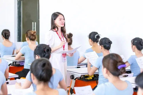 成人高考学前教育专业